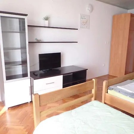 Seline/paklenica Riviera 35780 Apartment